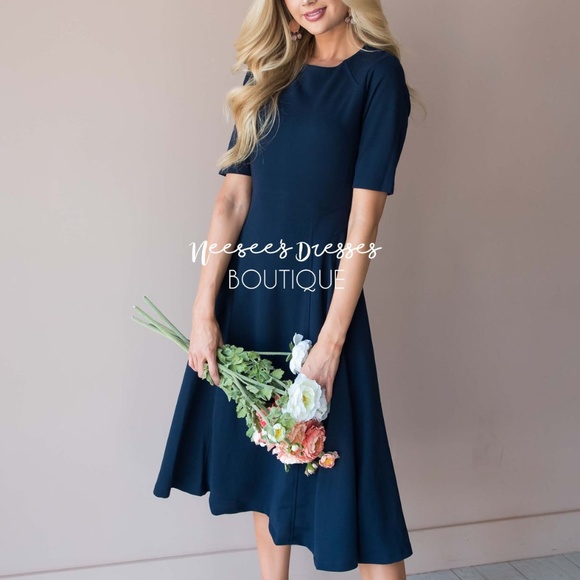 ISO In Search Of Neesee's Dresses Lynne Navy XL - Picture 1 of 1